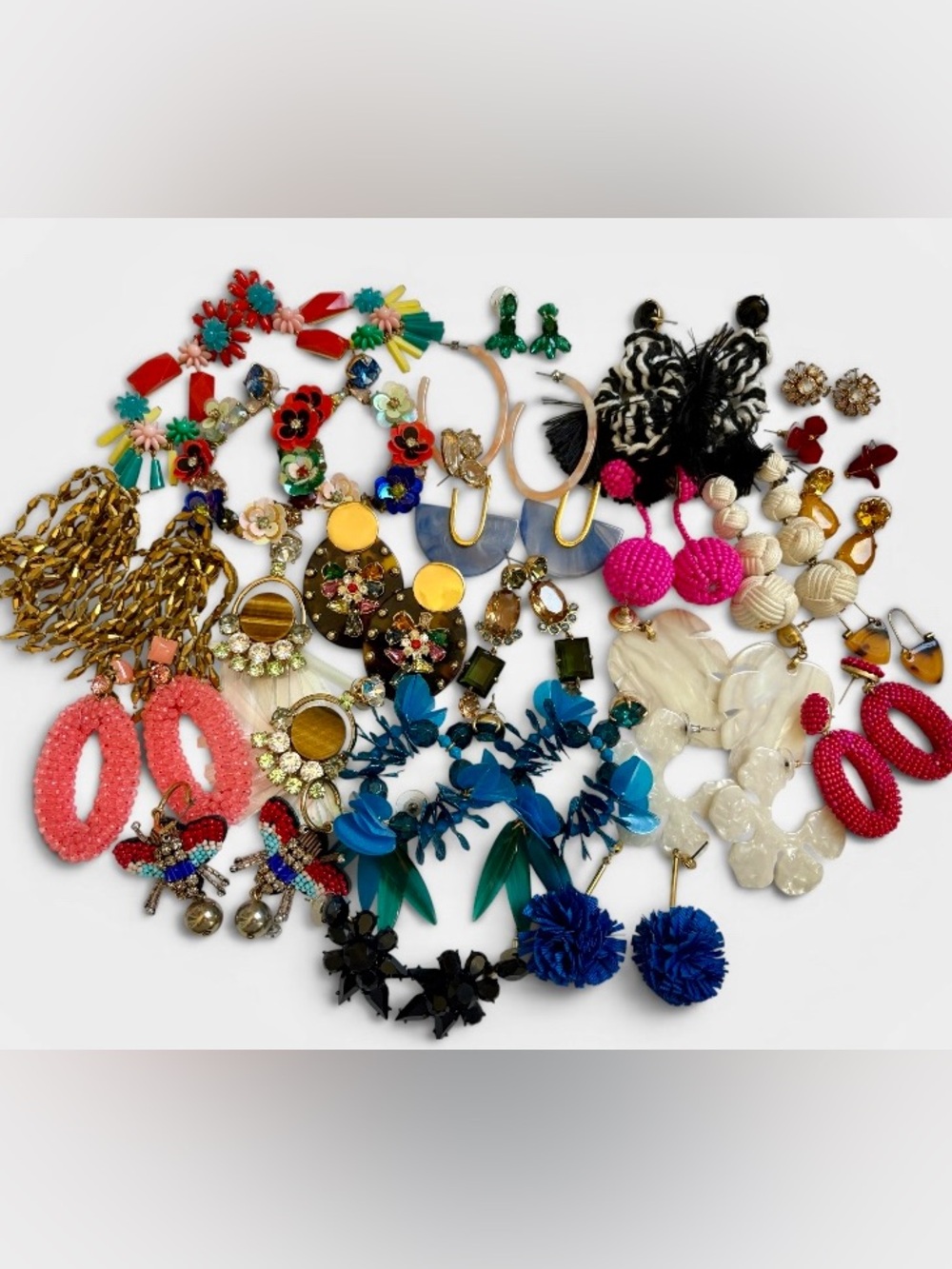J.Crew- Vintage Women’s Earrings Collection Lot of 23 Pair -Multi Color & Holder
